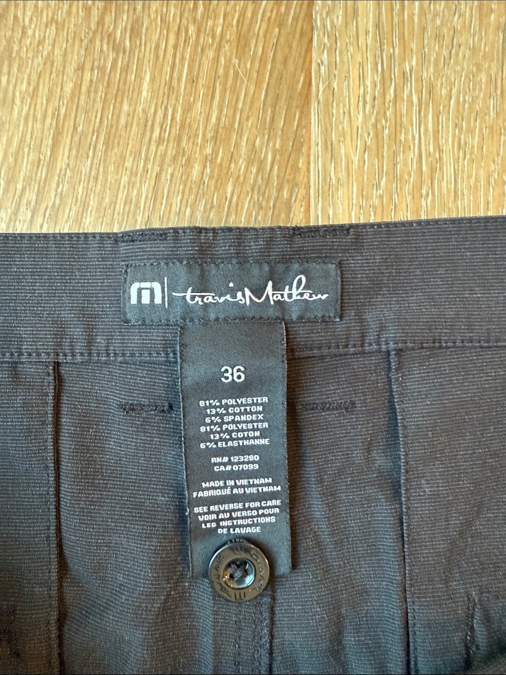 Travis Mathew charcoal/black Flat-Front Men's Shorts size 36 - Picture 2 of 5
